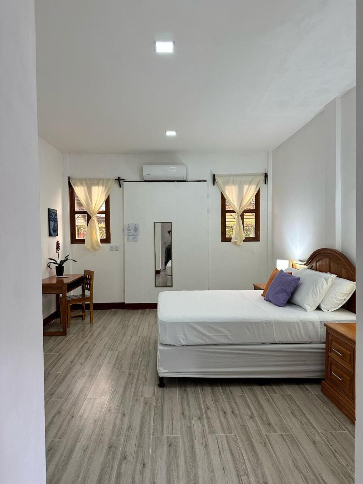 Hotel Al Sole León المظهر الخارجي الصورة